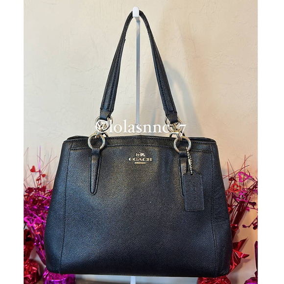 Coach Handbags - Coach Pebbled Minetta Purse